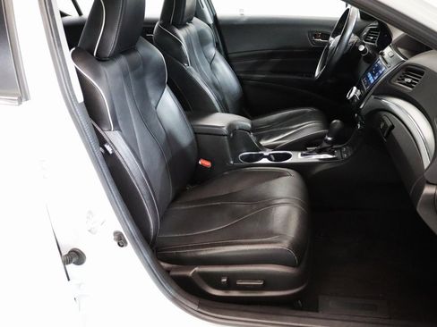 Used 2019 Acura ILX w/ Premium Package image 12