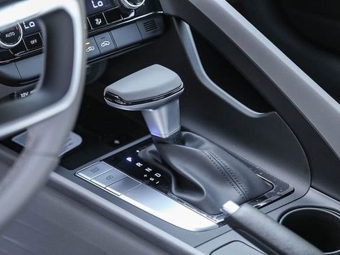 New 2026 Hyundai Elantra Sport FWD image 22