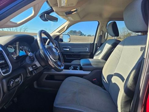 Used 2020 RAM 2500 Big Horn w/ Level 1 Equipment Group image 9