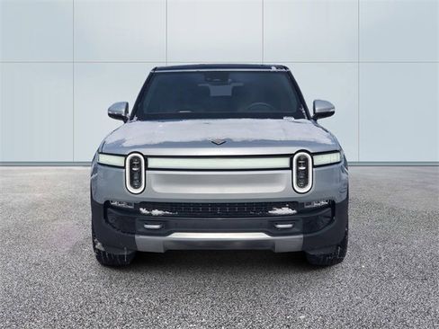 Used 2024 Rivian R1S Adventure image 2