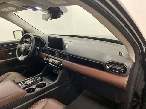 Used 2024 Honda Pilot Elite image 24
