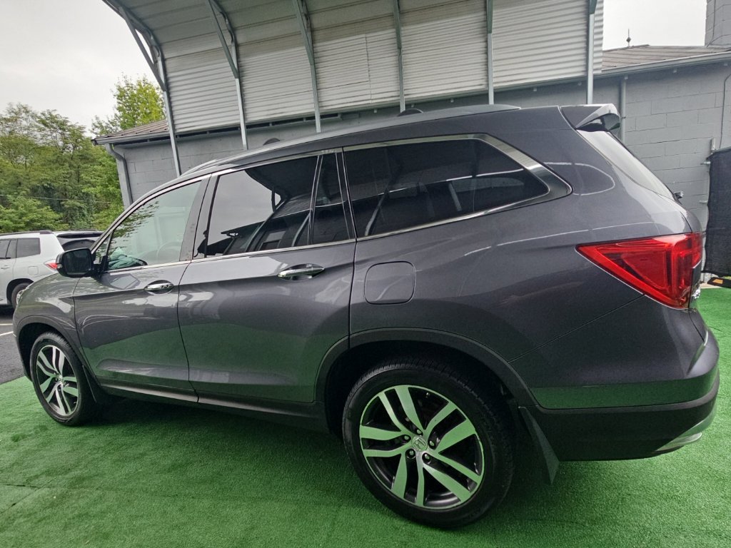 Used 2016 Honda Pilot Touring image 6