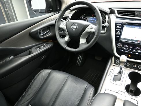 Used 2016 Nissan Murano Platinum w/ Platinum Technology Package FWD image 24
