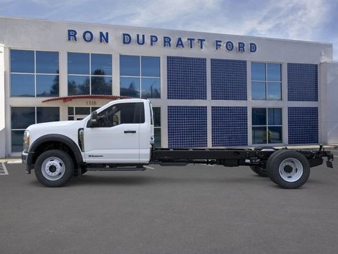 New 2026 Ford F550 4x4 Regular Cab Super Duty image 4