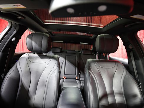 Used 2016 Mercedes-Benz S 550 S550 Premium Sport image 32