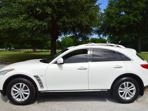 Used 2015 INFINITI QX70 2WD w/ Premium Package image 7