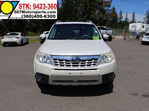 Used 2011 Subaru Forester 2.5X Touring w/ Popular Equipment Group 4B AWD/4WD image 10