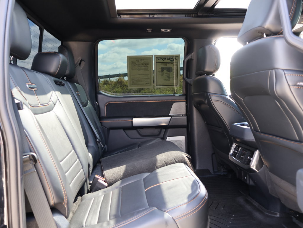 Certified 2024 Ford F250 Platinum AWD/4WD image 12