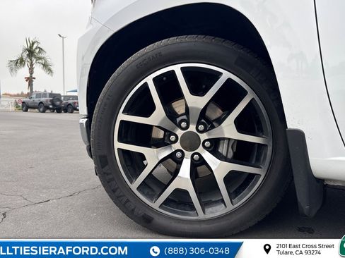 Used 2019 Chevrolet Silverado 1500 LTZ w/ LTZ Plus Package image 12