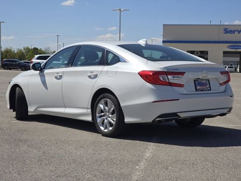 Used 2018 Honda Accord LX image 14