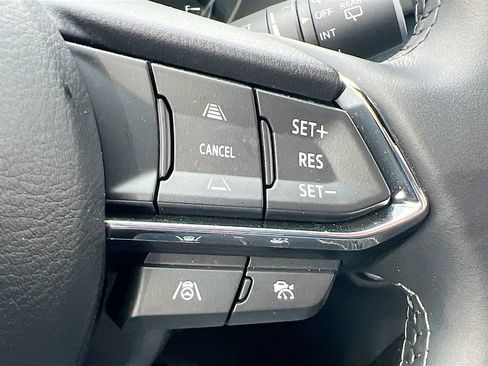 Used 2025 MAZDA CX-5 Signature image 13