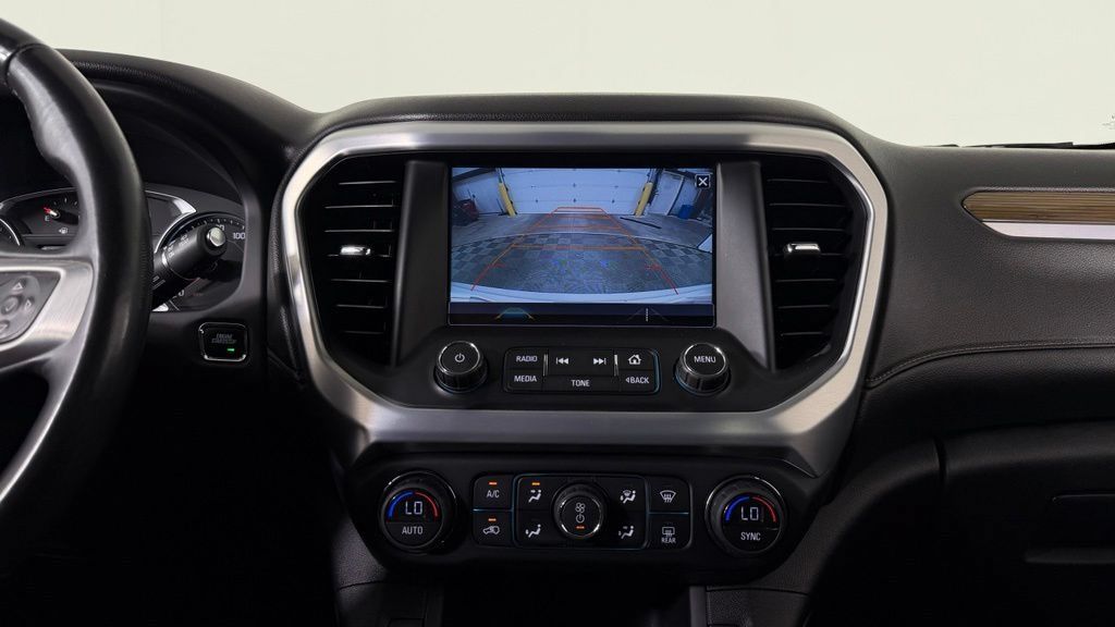 Used 2017 GMC Acadia SLE FWD image 21