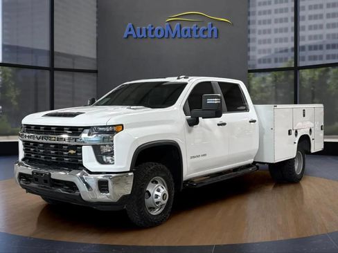 Used 2022 Chevrolet Silverado 3500 W/T w/ WT Convenience Package AWD/4WD image 4