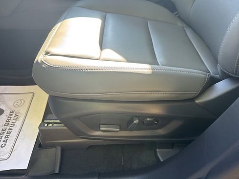 New 2026 Ford Explorer Active w/ Active Comfort Package image 7