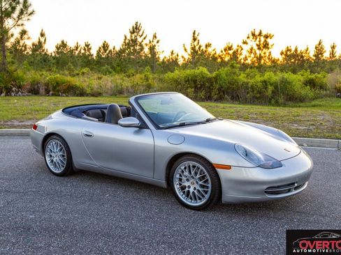 Used 2000 Porsche 911 Carrera RWD image 10