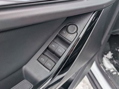 New 2026 Chevrolet Equinox LT w/ Convenience Package II image 15