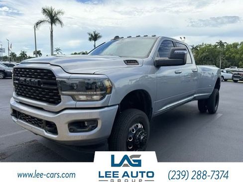 Used 2024 RAM 3500 Big Horn w/ Night Edition AWD/4WD image 1