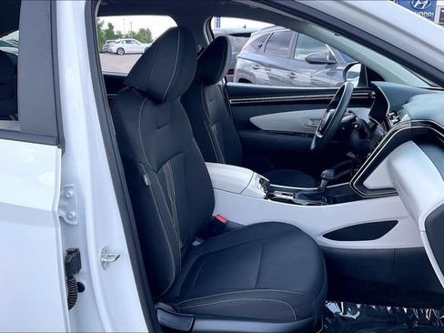 Certified 2024 Hyundai Tucson SEL FWD image 9