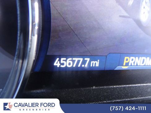 Used 2022 Ford F150 XLT w/ Equipment Group 301A Mid AWD/4WD image 9