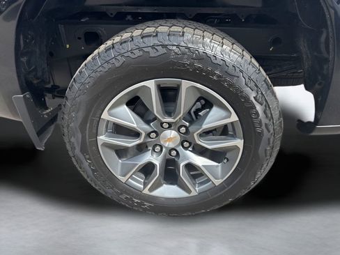 Used 2026 Chevrolet Silverado 1500 LT AWD/4WD image 35