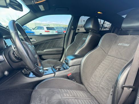 Used 2019 Dodge Charger Scat Pack w/ Daytona Edition Group image 12