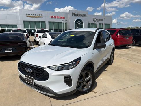 Used 2025 Ford Escape ST-Line FWD image 1