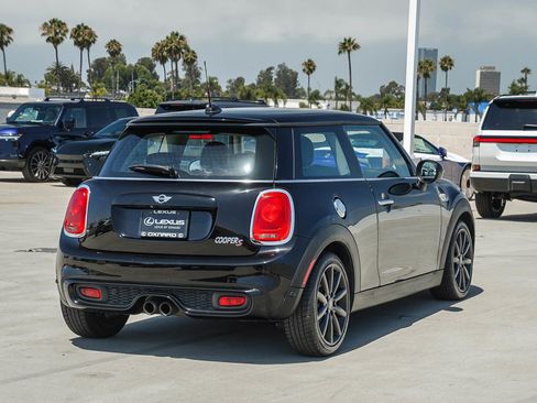 Used 2018 MINI Cooper S FWD image 7