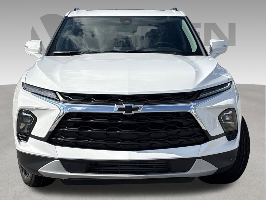 New 2026 Chevrolet Blazer LT FWD image 2