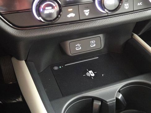 New 2026 Honda HR-V LX image 16