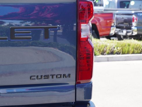 Used 2026 Chevrolet Silverado 2500 Custom w/ Custom Value Package AWD/4WD image 14