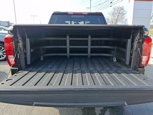 Used 2020 GMC Sierra 1500 Elevation w/ Elevation Value Package image 30