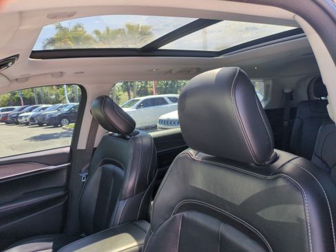 Certified 2021 Jeep Grand Cherokee L Limited image 22