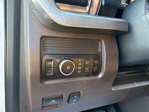 New 2025 Ford F350 King Ranch w/ Chrome Package image 16