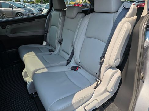 Used 2018 Honda Odyssey Elite image 30