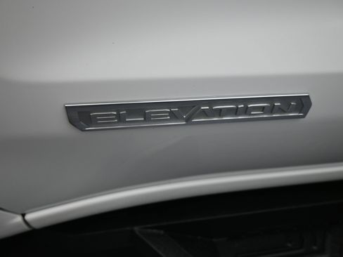Used 2023 GMC Sierra 1500 Elevation image 11