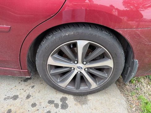 Used 2016 Subaru Legacy 2.5i Limited image 8