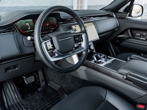 Used 2023 Land Rover Range Rover SV image 31