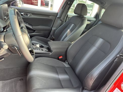 Used 2025 Honda Civic Sport image 13