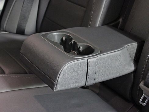 Certified 2025 Mercedes-Benz GLE 450 4MATIC image 30