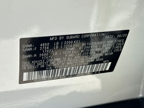 Used 2024 Subaru Outback Premium AWD/4WD image 29
