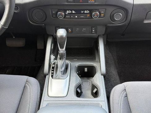 Certified 2024 Nissan Frontier SV w/ Technology Package RWD image 4