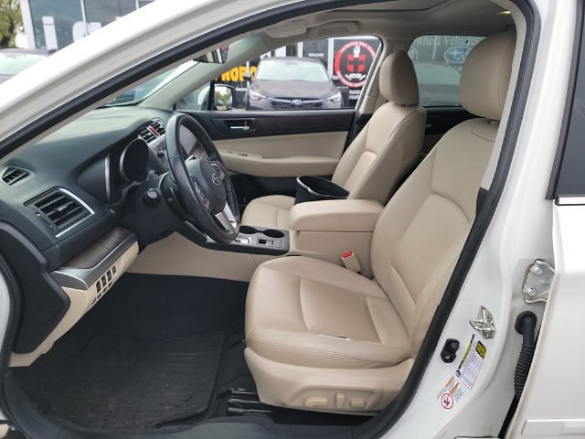 Used 2017 Subaru Outback 3.6R Limited AWD/4WD image 10