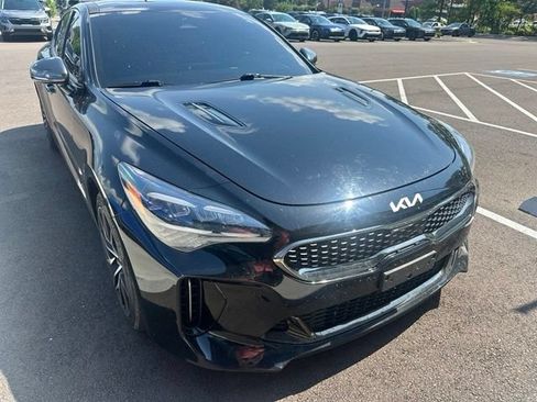 Used 2022 Kia Stinger GT-Line w/ Sun & Sound Package RWD image 4