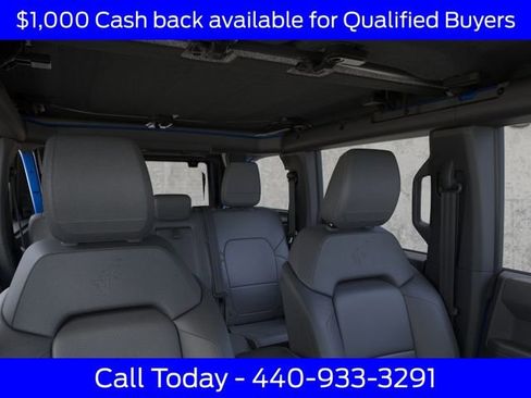 New 2025 Ford Bronco Badlands w/ Sasquatch Package AWD/4WD image 14