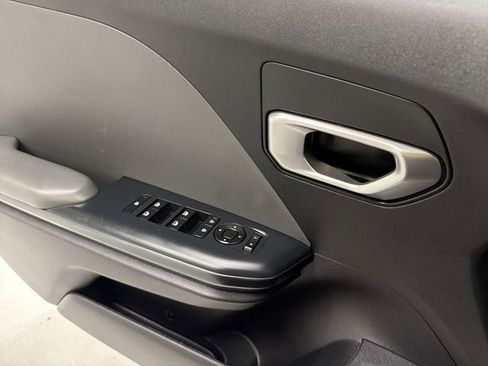 Used 2025 Kia K4 FWD image 20