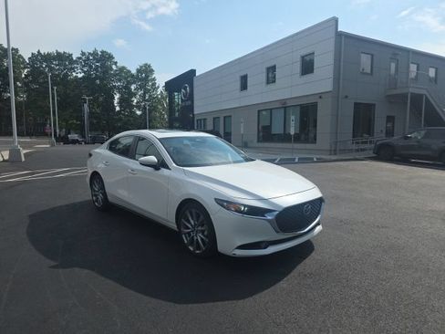 Used 2025 MAZDA MAZDA3 s FWD image 10