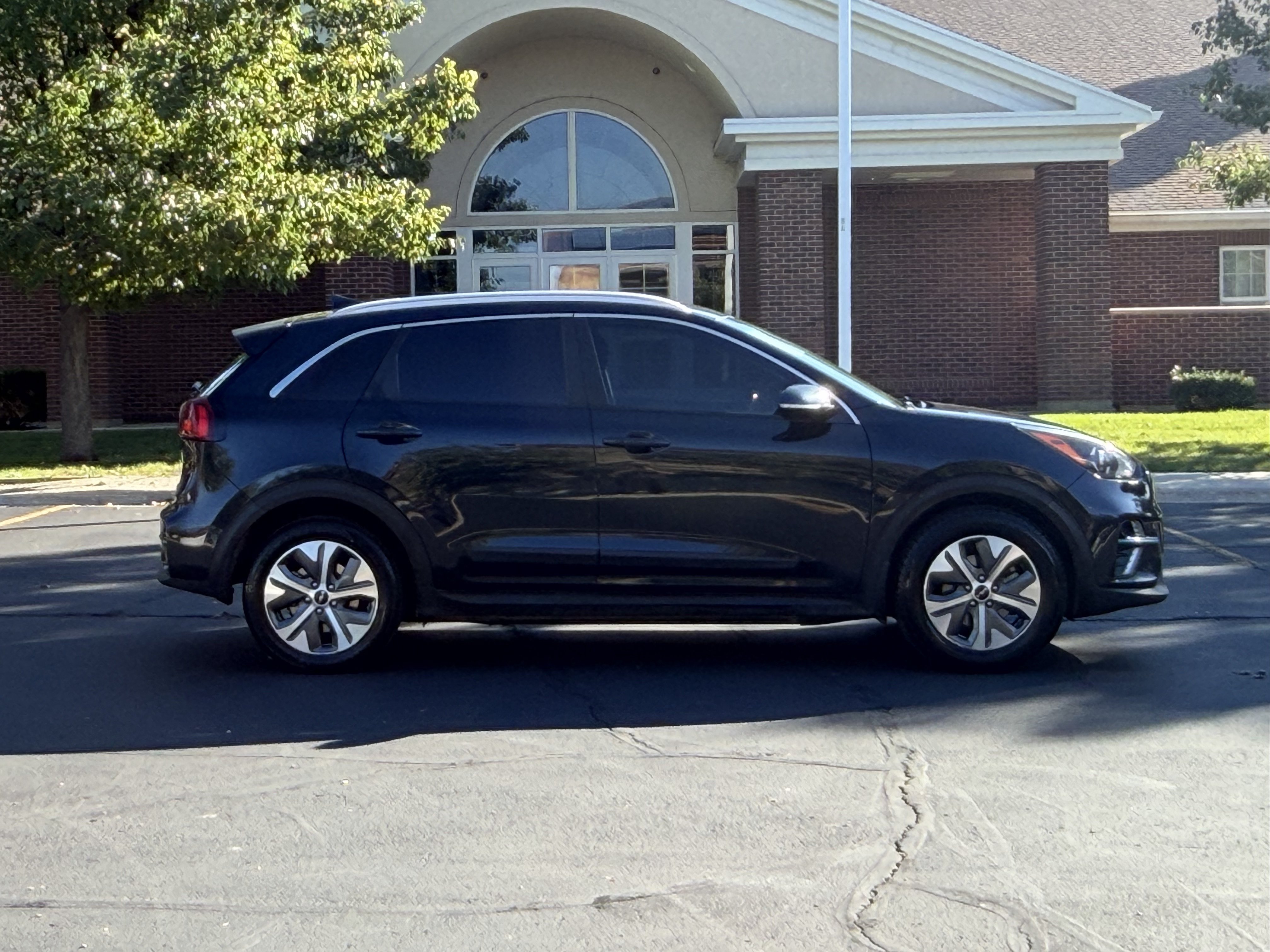 Used 2022 Kia Niro EX Premium FWD image 7