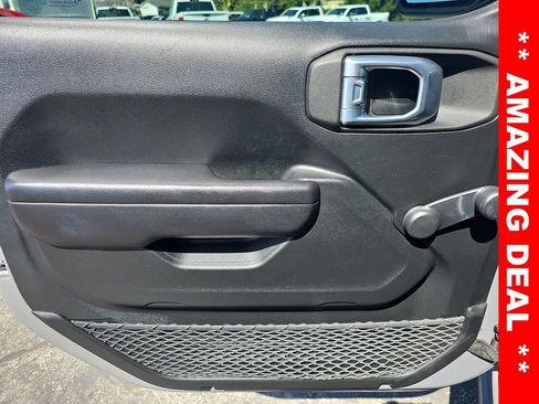 Used 2021 Jeep Wrangler Unlimited Willys image 26