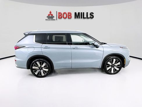 New 2026 Mitsubishi Outlander SEL FWD image 8