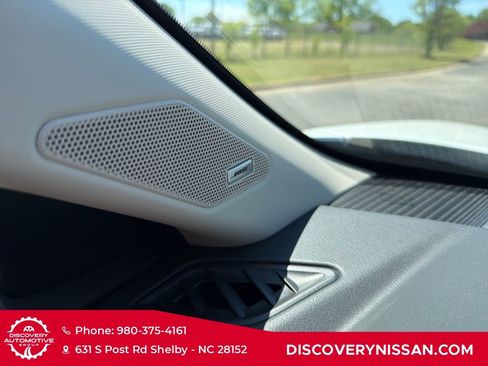 New 2026 Nissan Rogue Platinum AWD/4WD image 16